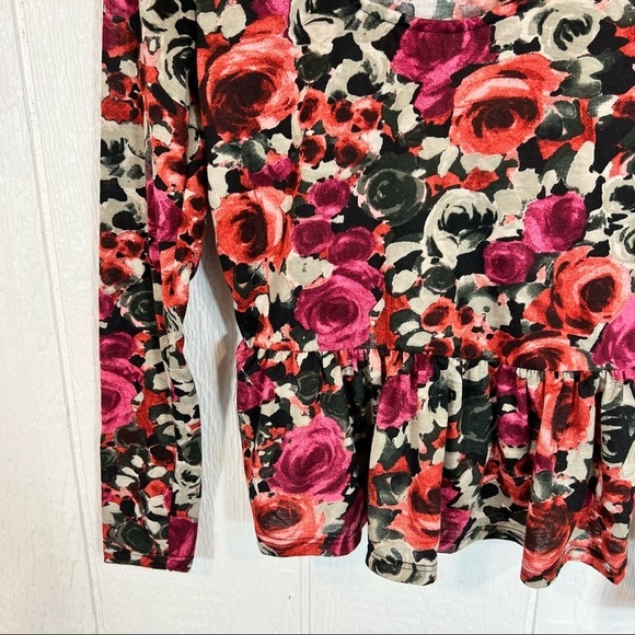 NEW Lily Rose Floral Rose Print Scoop Neck Blouse Small - Picture 5 of 16